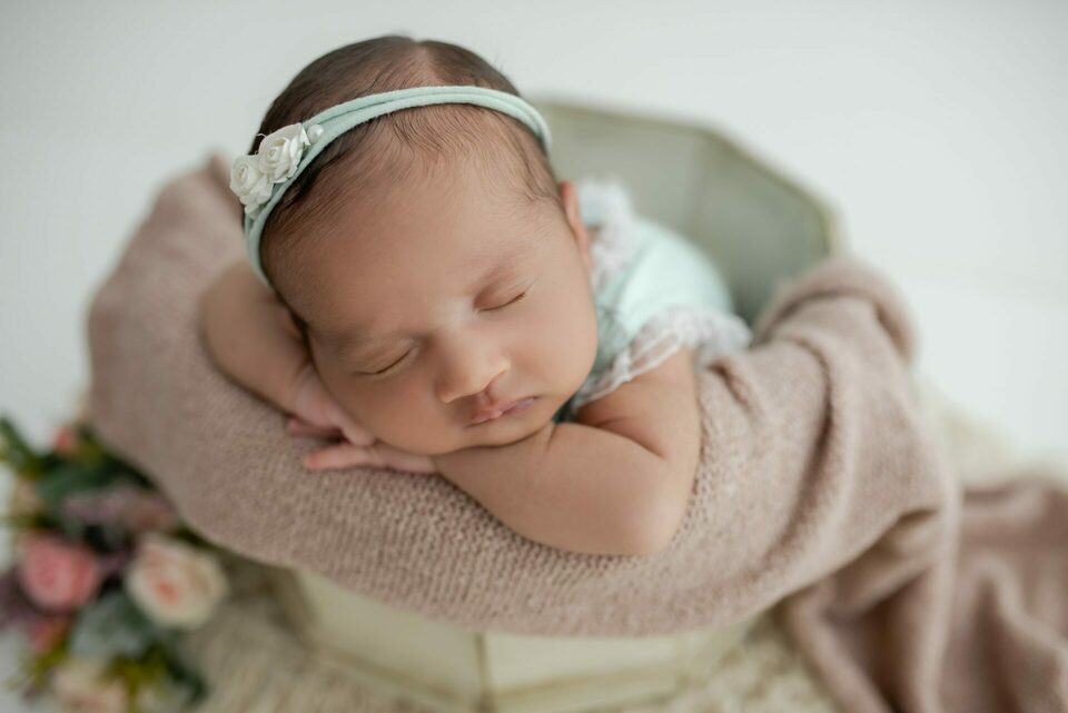 newborn Maria Cecília